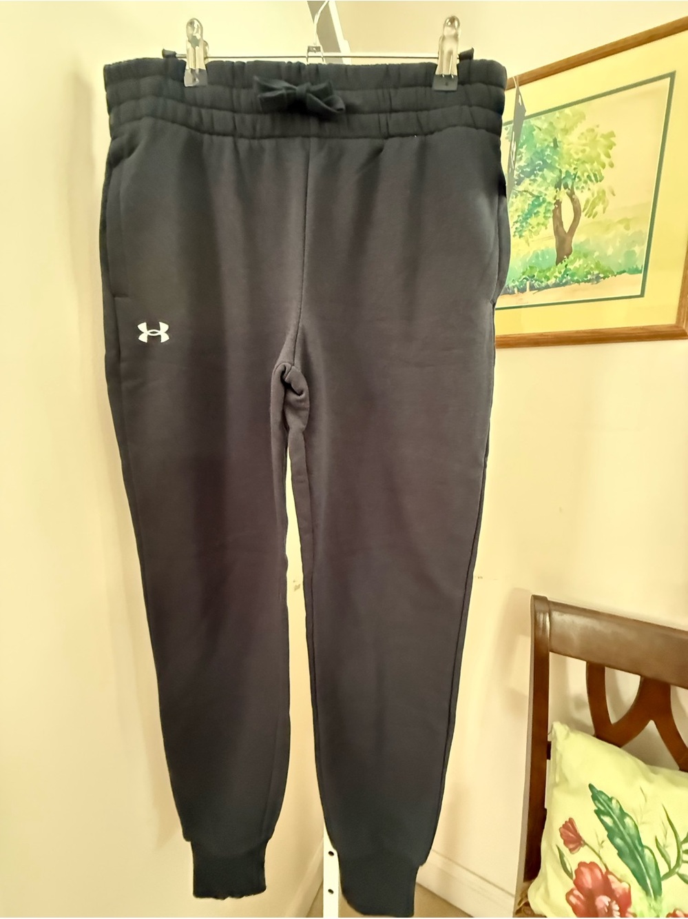 Under ARMOUR Black Fleece Joggers, NWT. Size Small.